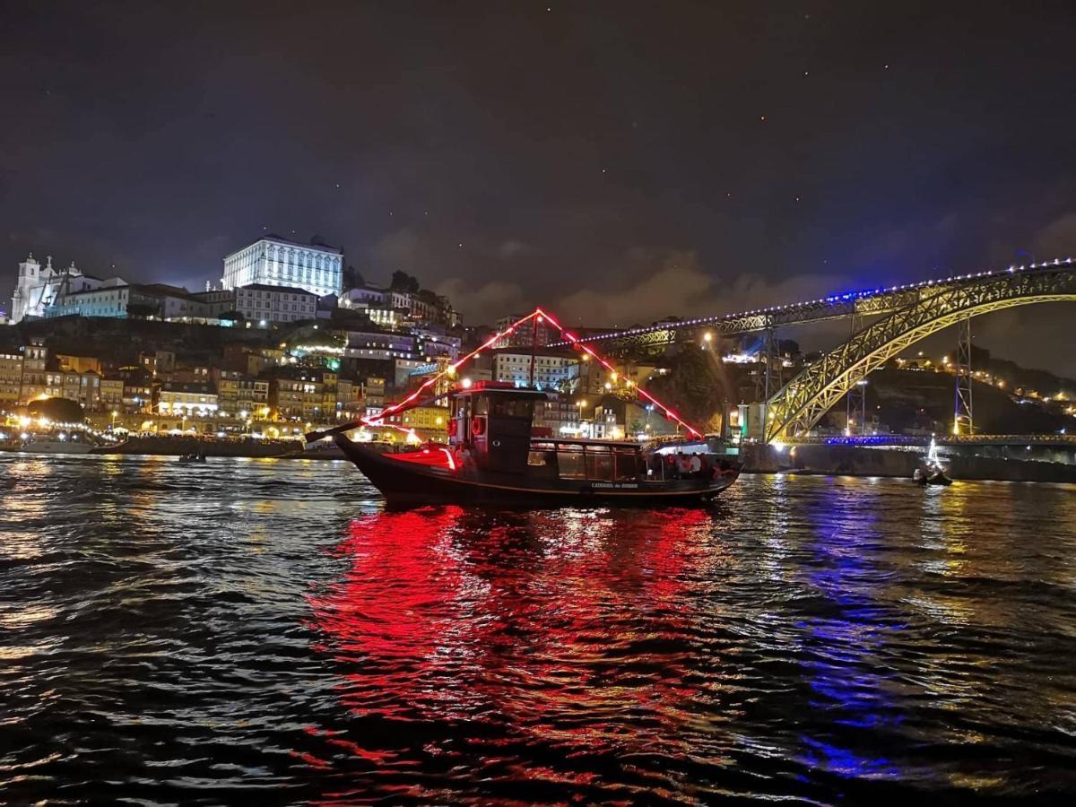 Hotel Sleepboat Yacht Porto Exterior foto
