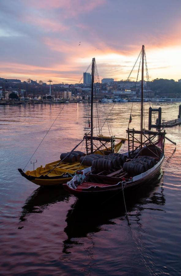 Hotel Sleepboat Yacht Porto Exterior foto