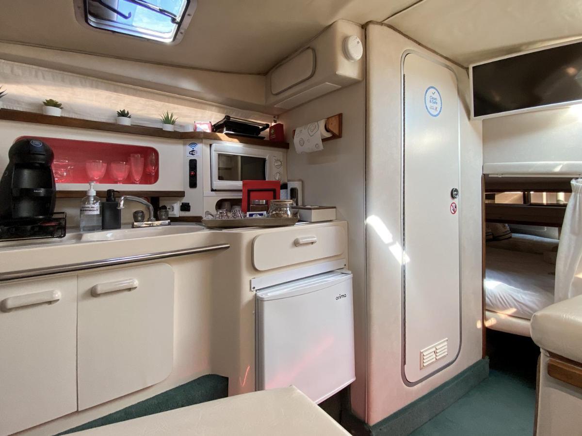 Hotel Sleepboat Yacht Porto Exterior foto