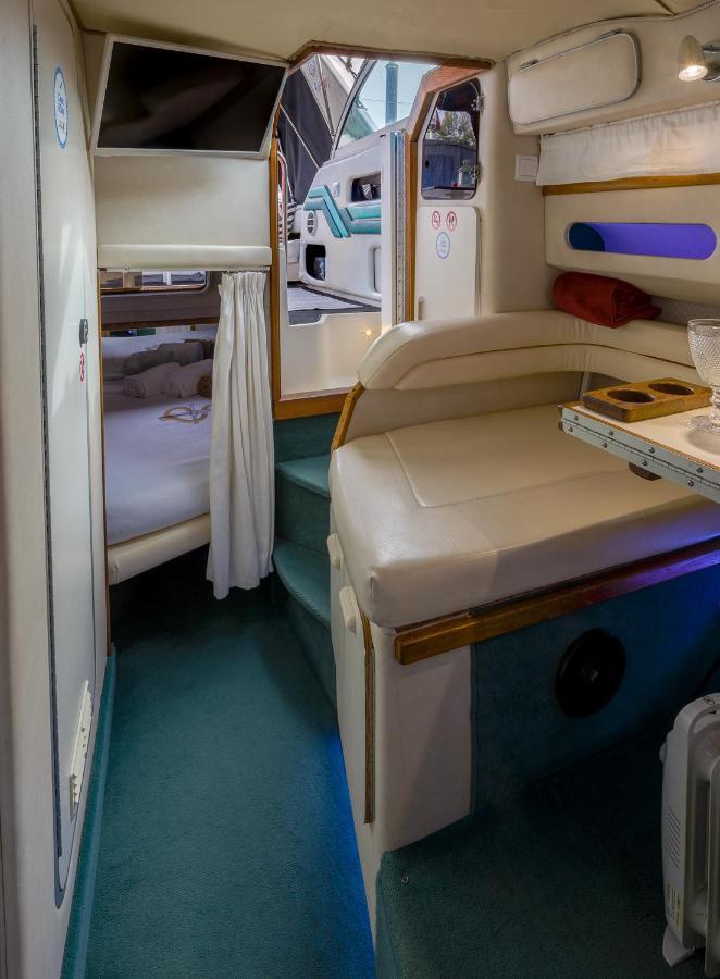 Hotel Sleepboat Yacht Porto Exterior foto
